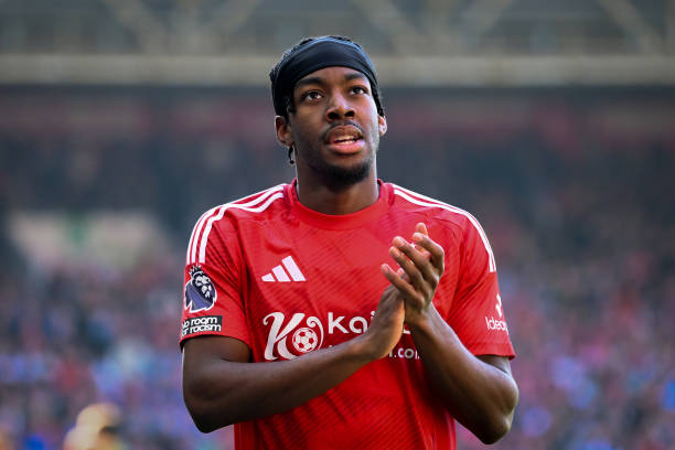 她在场外积 她在场外积